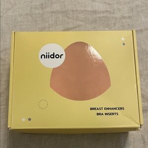 Niidor Adhesive Bra